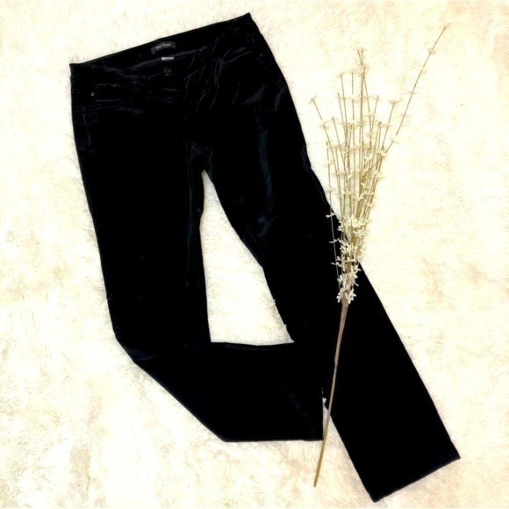 Velveteen ♠️ White House Black Market Slim Leg Jeans Style Pants, Sz. 6 Regular